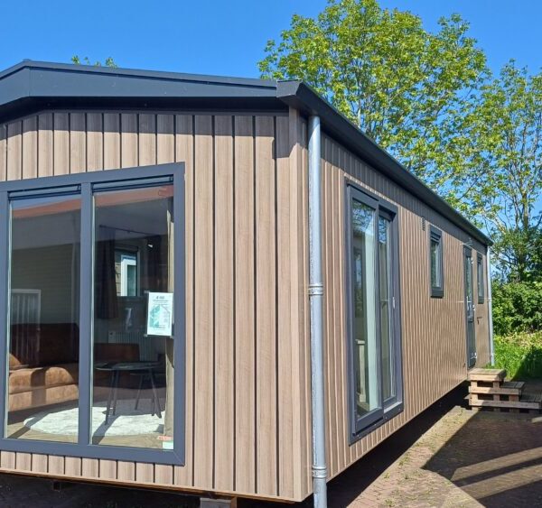 EIKENLODGE ZADELDAK 1100/2